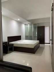 Emerald Apartments (D9), Apartment #590772281